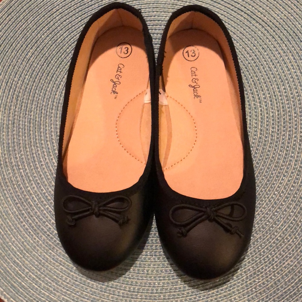 Girls Cat & Jack black flats sz 13